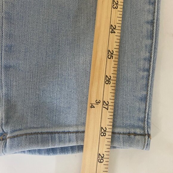 Judy Blue Boyfriend Fit Jeans Womens Size 11/30 (31x28.5) Light Wash Distressed - Picture 9 of 11